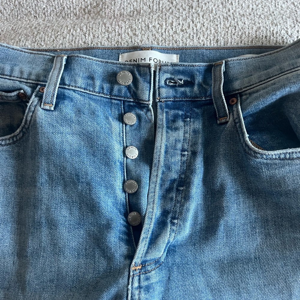 Denim Forum The Arlo Hi-Rise Cuff Jeans Light Wash Size 28 - Picture 2 of 6